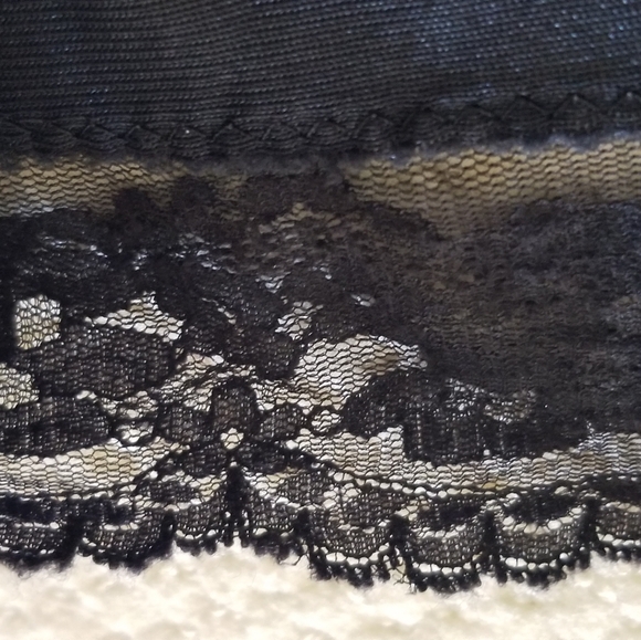 Bundles of pre-owned Woolite skirt slips. (3) total. Size M (8), 10-12, 18 - Picture 9 of 16